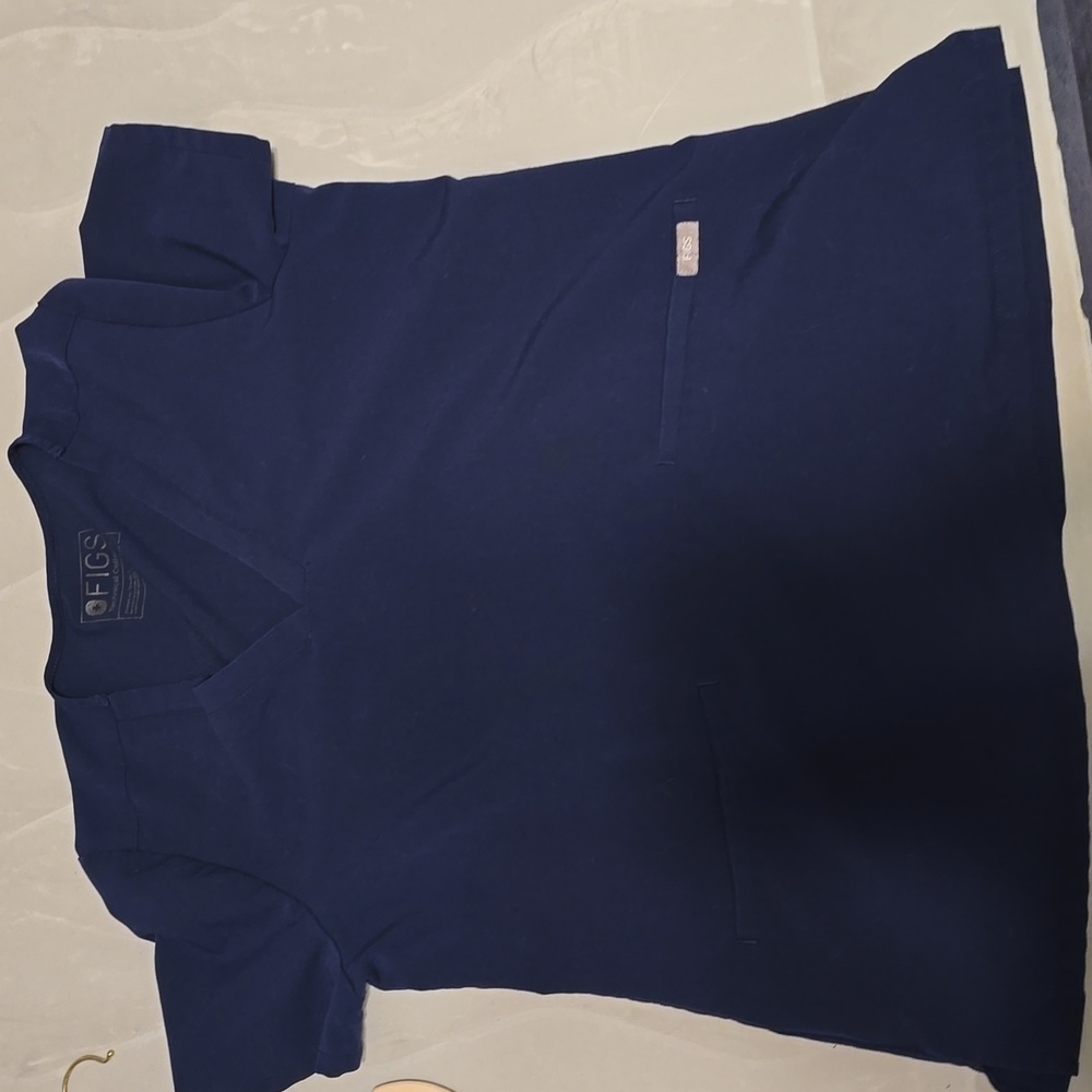 Figs Size Medium 2 Pocket Scrub Top